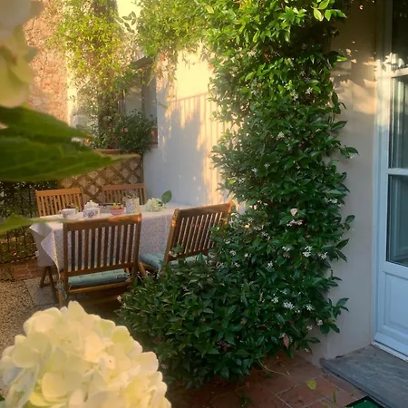 Il Grillo Sull'olivo Feriehus *