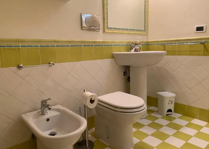 Il Grillo Sull'olivo *