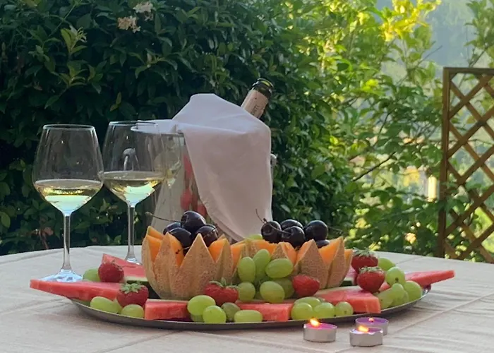 Il Grillo Sull'olivo Camaiore